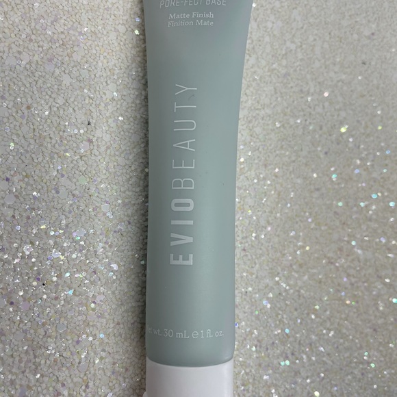 Evio Primer Pore-fect Primer - Picture 2 of 3